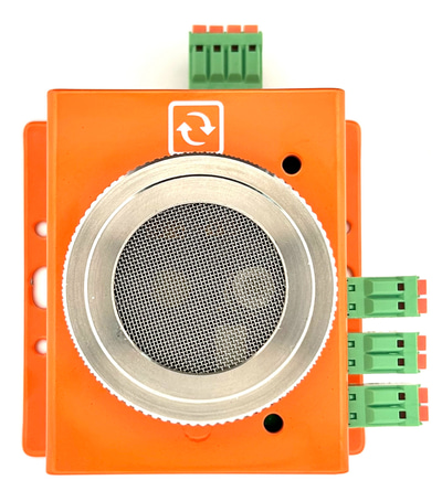 Calibration free VOCs and h2 gas sensor